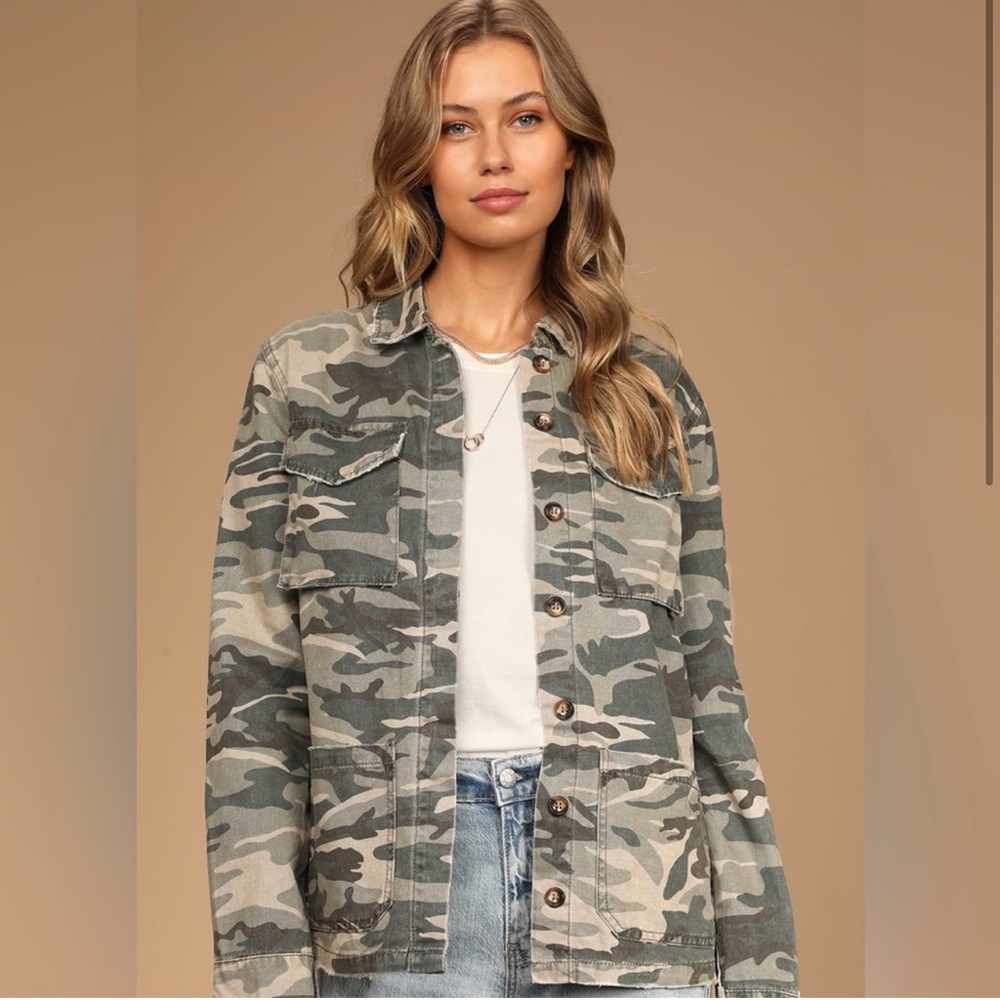 Lulus camo jacket